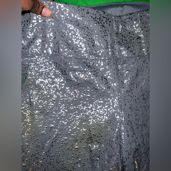 Sweaty Betty Gray Metallic Leggings size Large - Picture 4 of 5